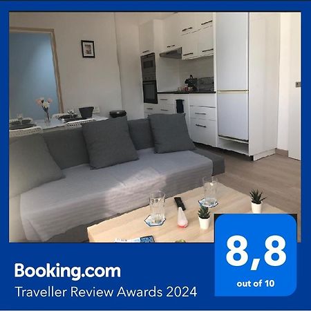 Appartement Paisible Proche Centre Ville Bron Exterior foto